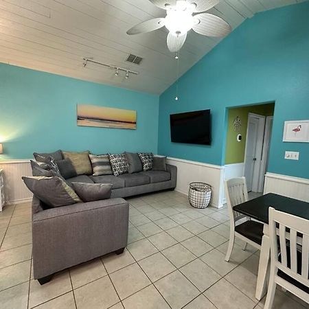 Barefoot Bungalow - Pet Friendly- 2 Bdrm Townhome 科珀斯克里斯蒂 外观 照片